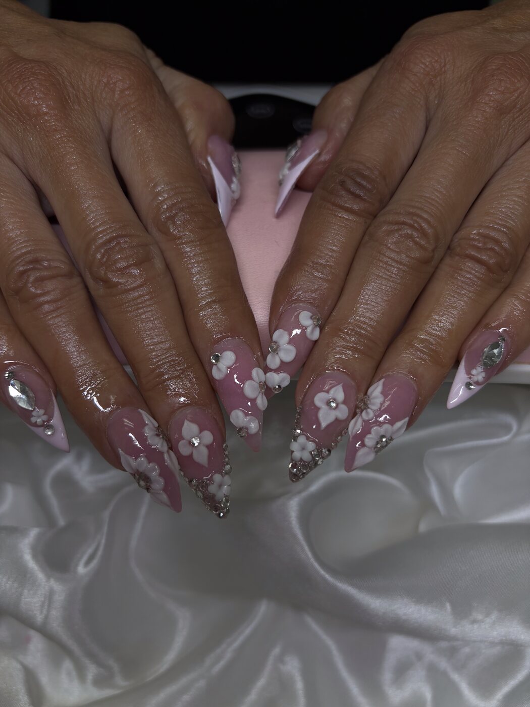 Mauve stiletto set with white 3D flowers and heavy rhinestones